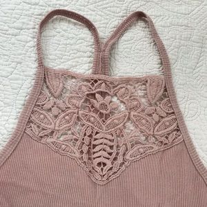NWOT Pink ribbed lace detail tank top